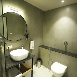 Superior King Suite